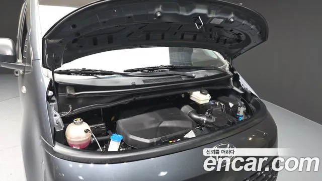 Hyundai Staria — Фото автомобиля 9