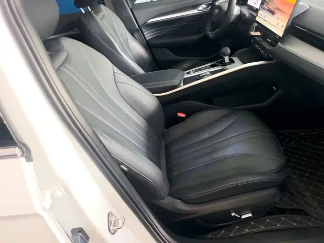 Geely Xingrui — Фото автомобиля 24