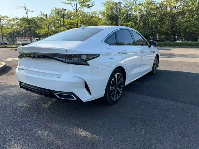 Chery Arrizo 8 — Фото автомобиля 23