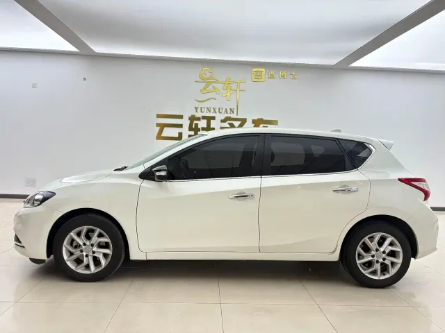 Nissan Tiida — Фото автомобиля 4