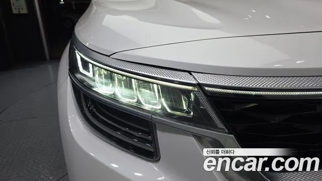 Kia Seltos Seltos Бензин 1.6 турбо 2WD — Фото автомобиля 22