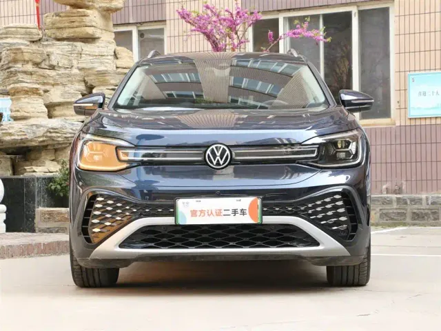 Volkswagen ID.6 Crozz — Фото автомобиля 2