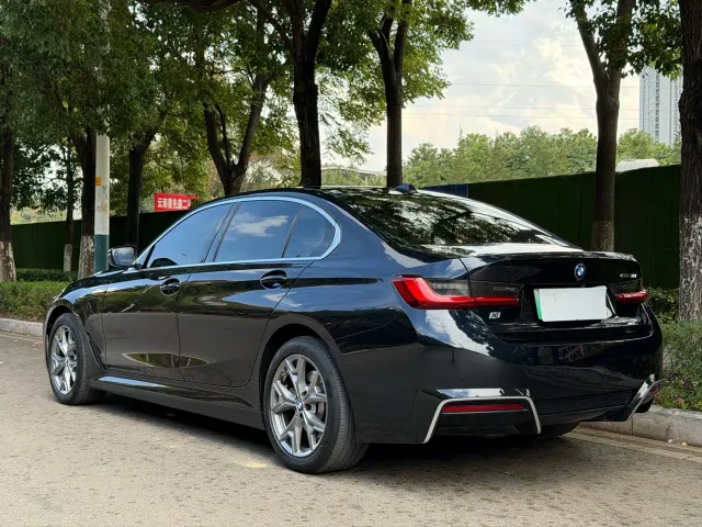 BMW i3 — Фото автомобиля 7