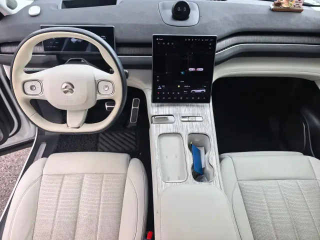 Nio ES7 — Фото автомобиля 16