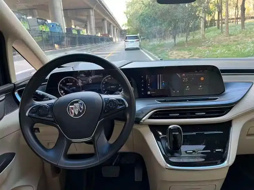 Buick Buick GL8 2023 ES Landmaster Exclusive — Фото автомобиля 14