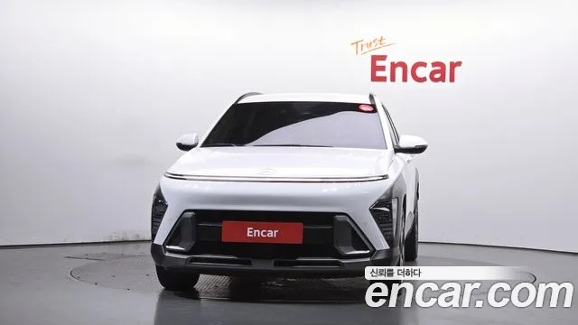 Hyundai Kona Kona (SX2) Бензин 1.6 турбо 2WD — Фото автомобиля 3