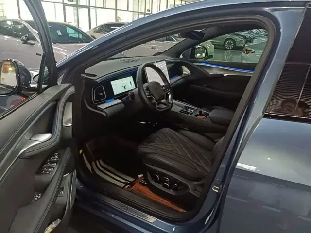 BYD Sealion 07 EV — Фото автомобиля 15