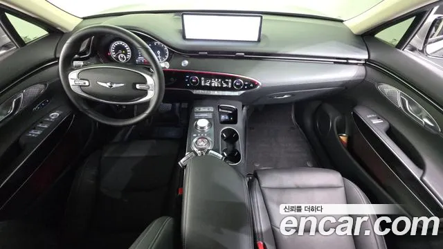 Genesis GV70 — Фото автомобиля 7