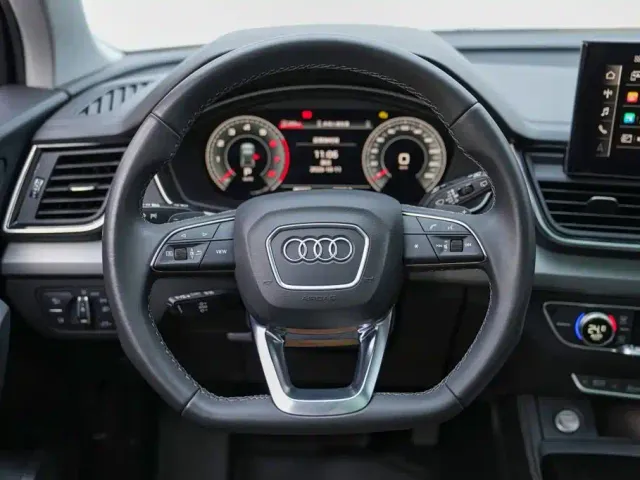 Audi Q5L — Фото автомобиля 11