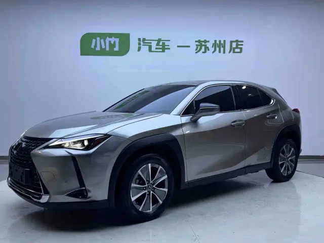 Фотография автомобиля — Lexus UX