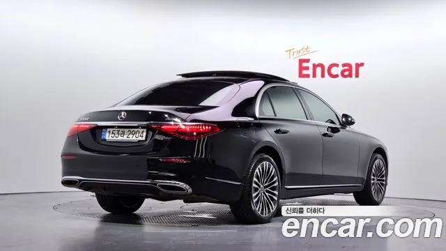 Mercedes-Benz S-Class — Фото автомобиля 2