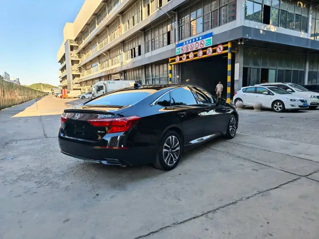 Honda Inspire — Фото автомобиля 4