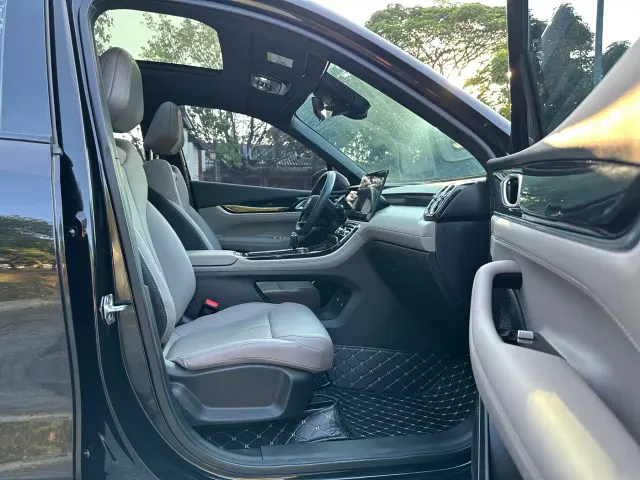 Geely Boyue L — Фото автомобиля 12