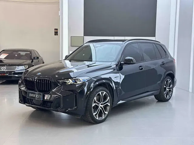 Фотография автомобиля — BMW X5