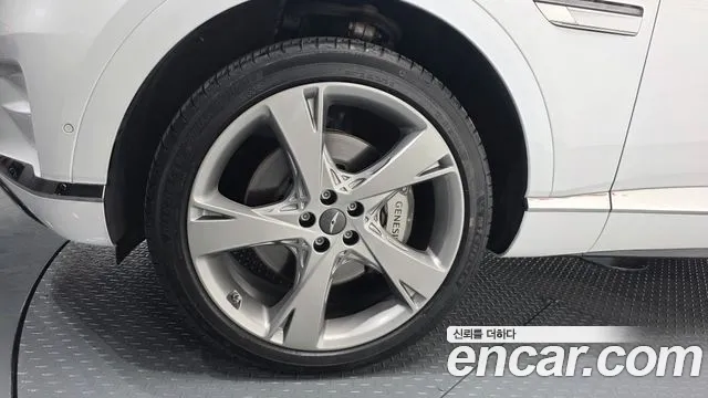 Genesis GV80 2.5T Бензин AWD — Фото автомобиля 5