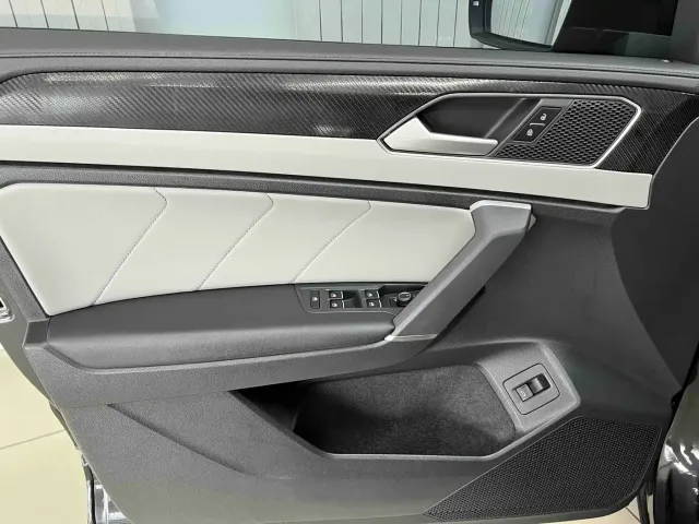 Volkswagen Tayron 2023 280TSI 2WD Luxury Plus Advanced Edition — Фото автомобиля 8