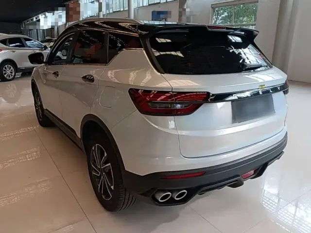 Geely Binyue — Фото автомобиля 4