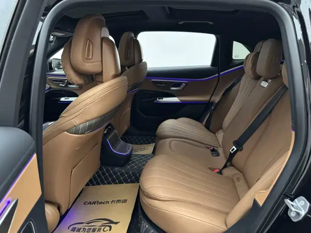 Mercedes-Benz E-Class — Фото автомобиля 9