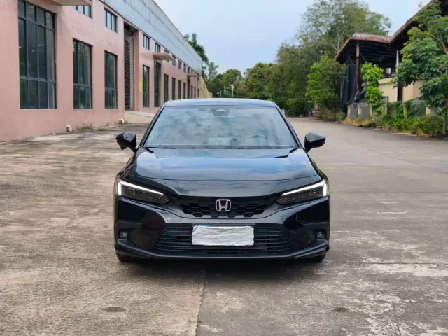 Honda Civic — Фото автомобиля 2