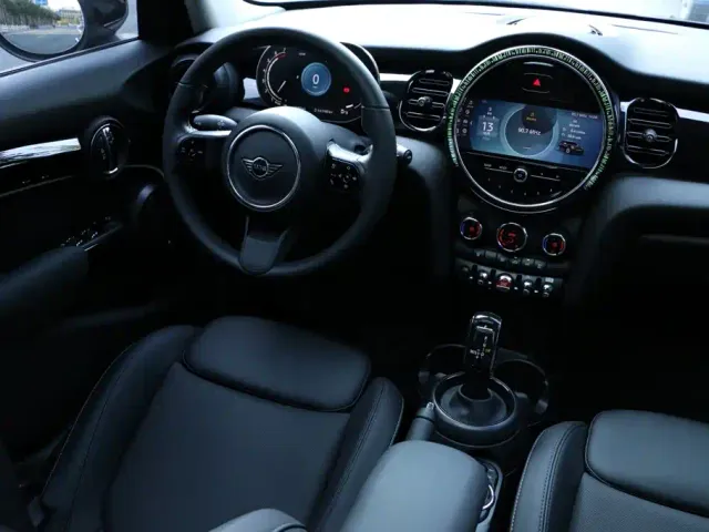 MINI Hatch — Фото автомобиля 28