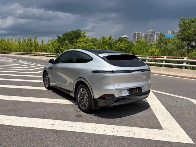 Xpeng G6 — Фото автомобиля 7
