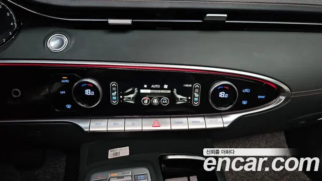 Genesis GV70 2.5T Бензин AWD — Фото автомобиля 14