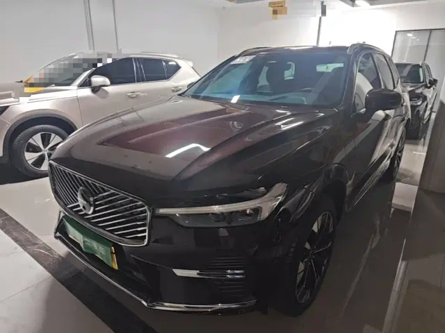 Фотография автомобиля — Volvo XC60
