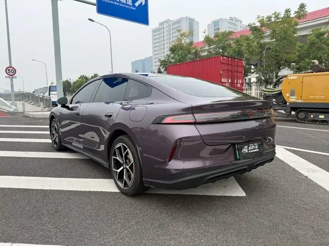 Changan Qiyuan A06 — Фото автомобиля 6