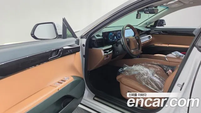 Hyundai Grandeur GN7 — Фото автомобиля 15