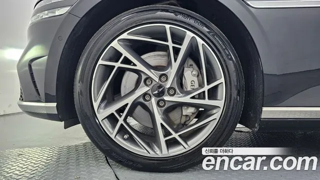 Genesis G90 Бензин 3.5 турбо AWD — Фото автомобиля 4