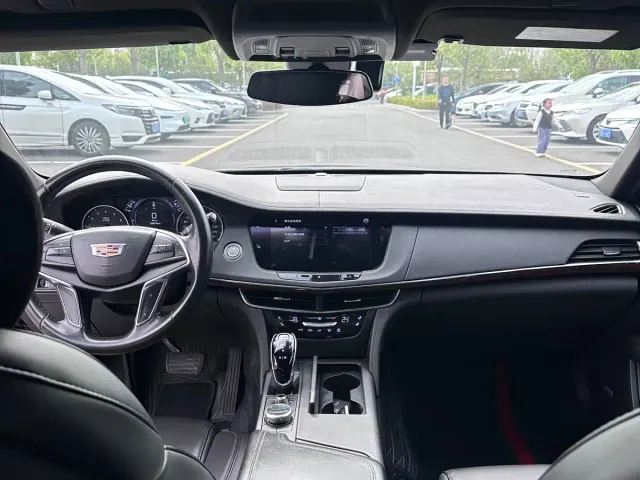 Cadillac CT6 — Фото автомобиля 12