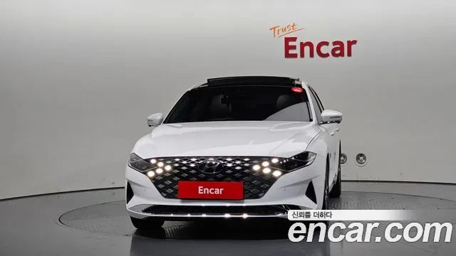 Hyundai Grandeur Grandeur (New) — Фото автомобиля 3