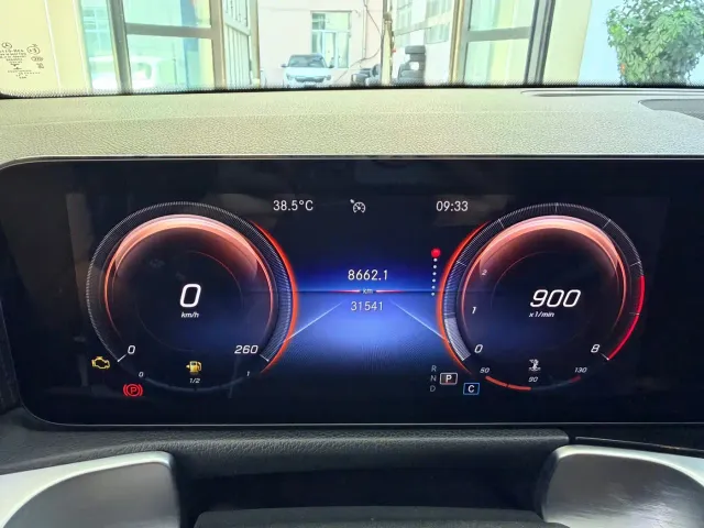 Mercedes-Benz GLB-Class — Фото автомобиля 11