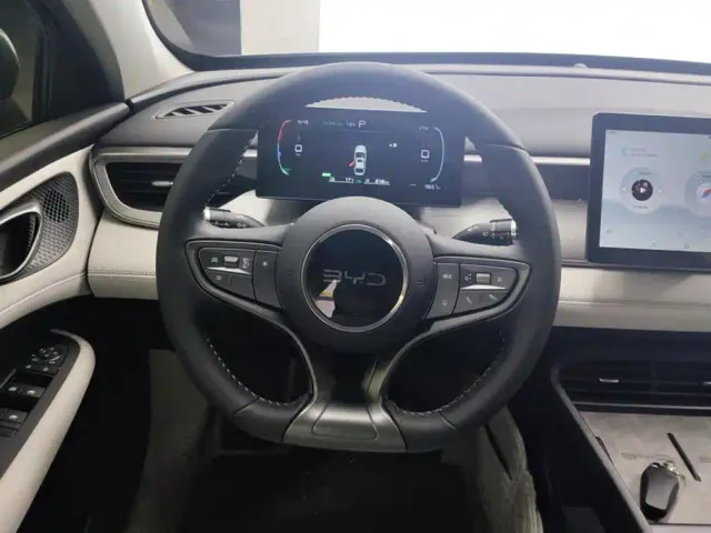 BYD Seal 05 DM-i — Фото автомобиля 15