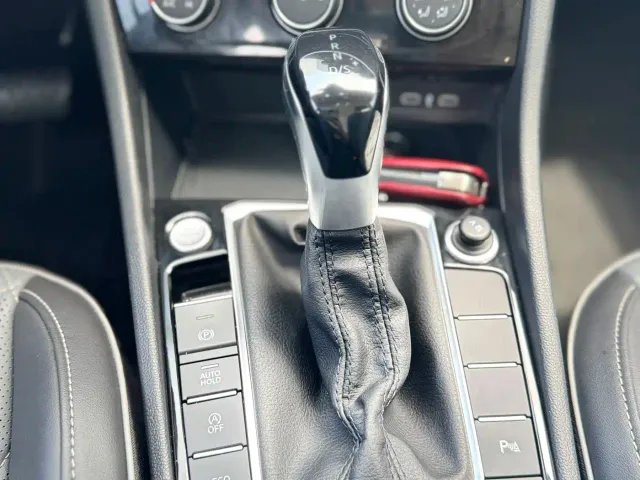 Volkswagen Sagitar — Фото автомобиля 12
