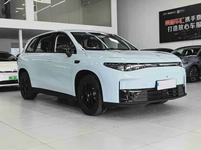 Leapmotor C10 — Фото автомобиля 3