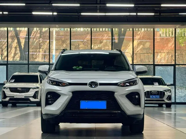 Toyota Wildlander — Фото автомобиля 2
