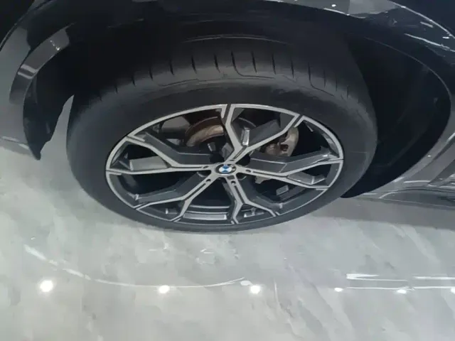 BMW X5 — Фото автомобиля 22