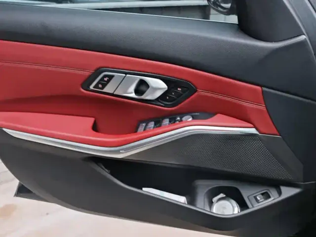 BMW 3 Series — Фото автомобиля 7