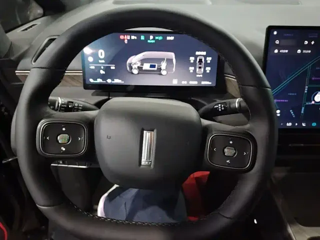Wey Alpine — Фото автомобиля 10