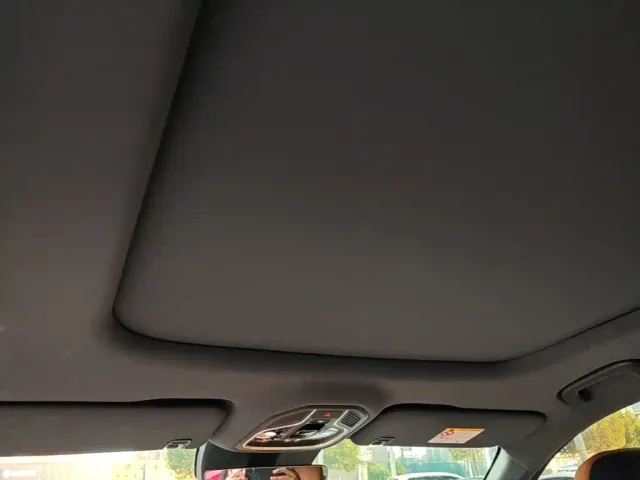 Geely Galaxy Starship 7 EM-i — Фото автомобиля 17