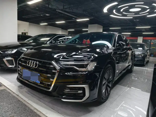 Фотография автомобиля — Audi A6L