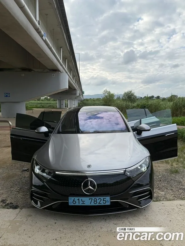 Mercedes-Benz EQS — Фото автомобиля 4