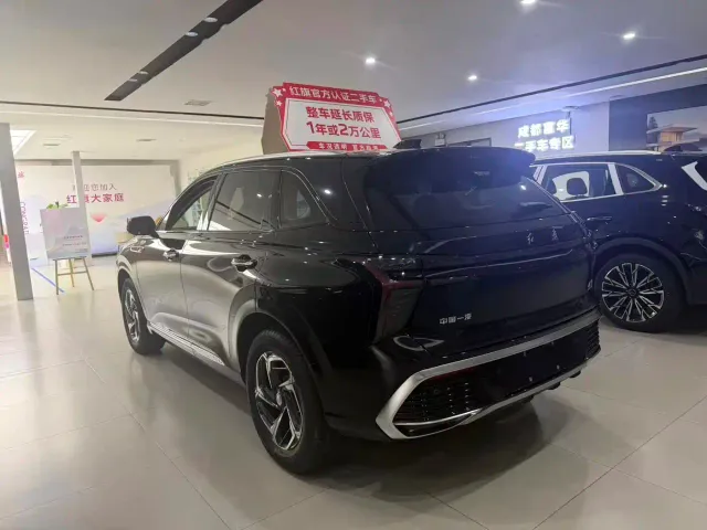 Hongqi HS3 — Фото автомобиля 2