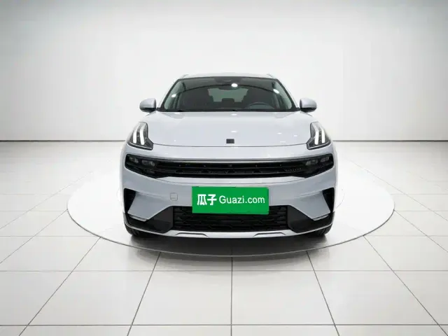Lynk & Co 06 EM-P — Фото автомобиля 2