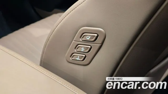 Hyundai Grandeur GN7 — Фото автомобиля 28