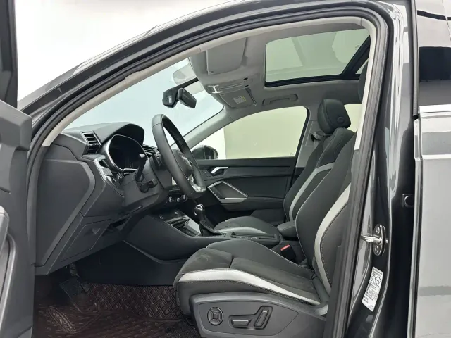 Audi Q3 — Фото автомобиля 5