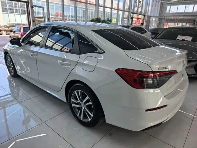 Honda Civic — Фото автомобиля 8