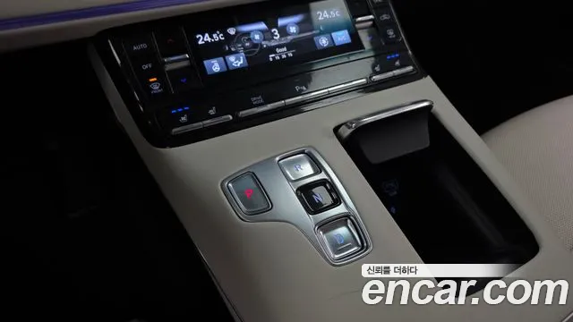Hyundai Grandeur New — Фото автомобиля 9