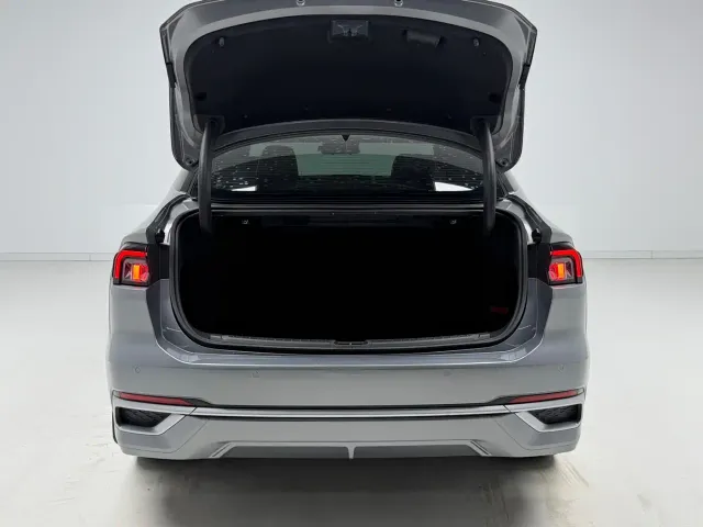 Ford Mondeo — Фото автомобиля 12